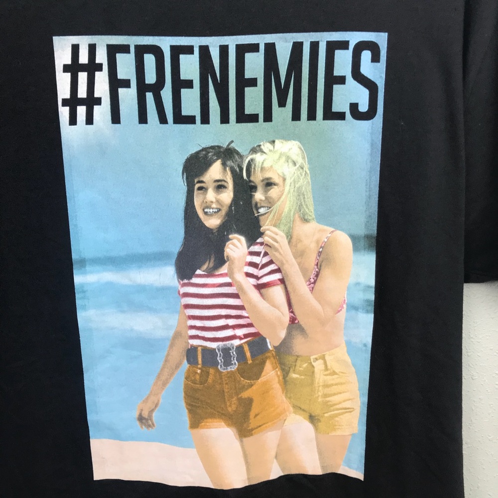 [Beverly Hills 90210] New Frenemies Graphic - Picture 2 of 4